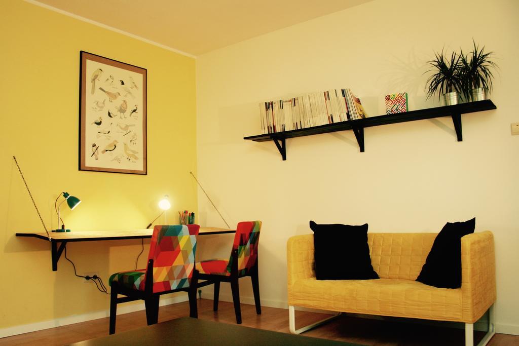 Bird House Apartment Łódź Buitenkant foto