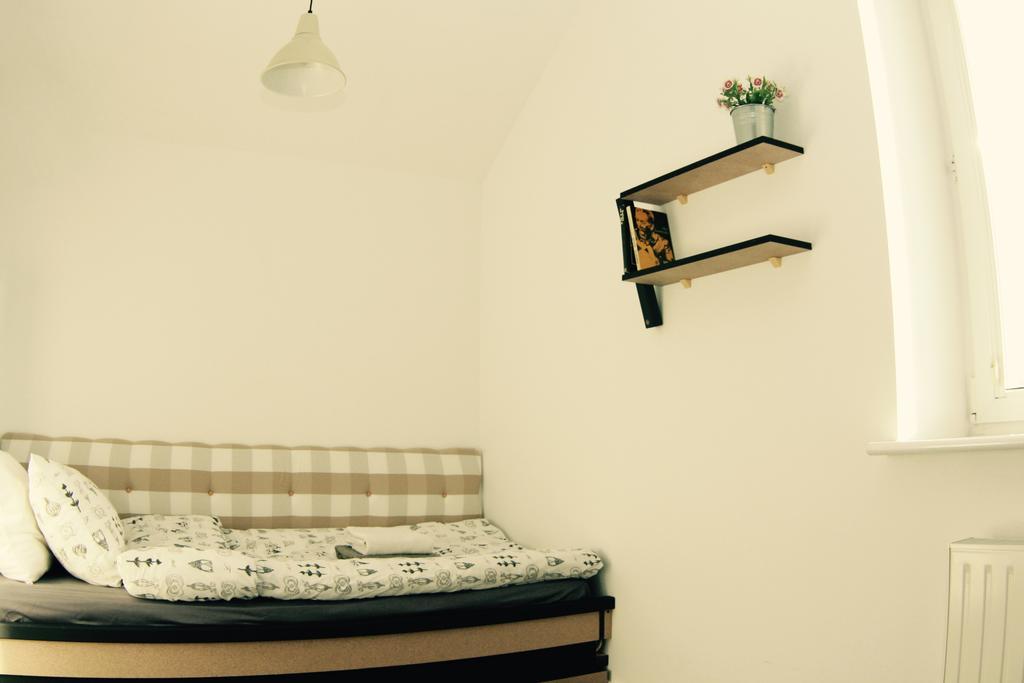 Bird House Apartment Łódź Buitenkant foto